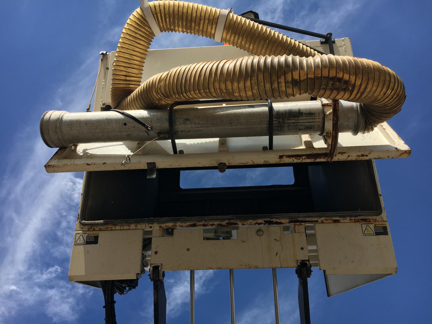 ./imagenes/INVOICE/2019/16462/BARREDORA TENNANT 830-II (35).JPG